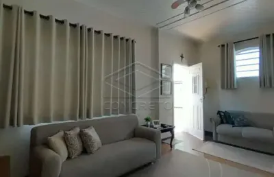 Casa com 3 quartos para alugar na Chácara Braz Miraglia, Jaú 