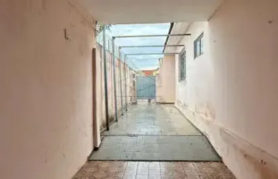 Casa com 2 dormitório e 3 vagas de garagem, bela vista, bauru/sp