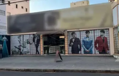 Sala comercial com ótima localização! cussy júnior!