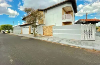 Casa com 4 quartos à venda no Jardim Terra Branca, Bauru 