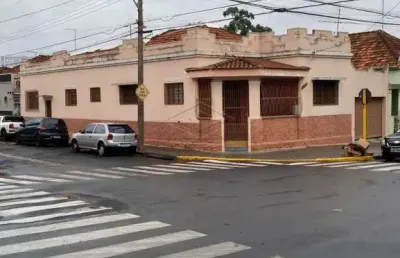 Casa com 3 quartos à venda no Centro, Bauru 
