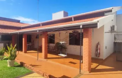 Casa com 3 quartos à venda no Jardim Parati, Jaú 