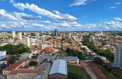 Apartamento com 3 quartos à venda no Centro, Botucatu 