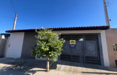 Casa com 3 quartos à venda no Tangarás, Bauru 