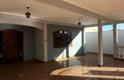Sobrado com 5 dormitórios, sendo 1 suíte. excelente localização, próximo à unisagrado e uninove. vila maracy, bauru/sp