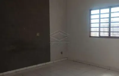 Casa com 3 dormitórios sendo 1 suíte, no jardim prudência, bauru/sp