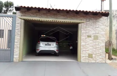 Casa com 3 quartos para alugar no Jardim Petrópolis, Bauru 