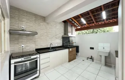 Casa com 3 quartos para alugar no Jardim Amália, Bauru 