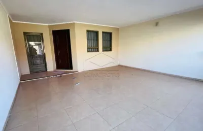 Casa com 3 quartos para alugar no Jardim Doutor Luciano, Jaú 