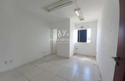 Sala comercial para alugar na Rua Bernardes Guimarães, 190, Poço, Maceió