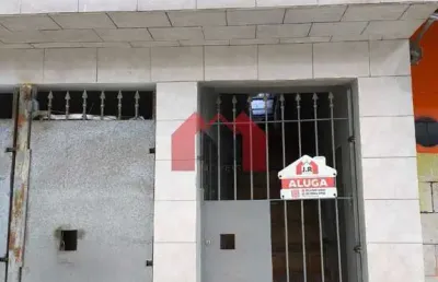Casa com 2 quartos para alugar no jardim itapeva, mauá  por r$ 1.300