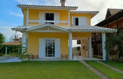 Casa com 3 quartos à venda na rua 7, 65, ibiraquera, imbituba, 139 m2 por r$ 1.600.000
