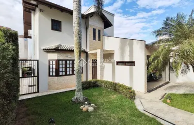 Casa com 4 quartos à venda na rua josé durieux, 77, córrego grande, florianópolis, 221 m2 por r$ 2.390.000