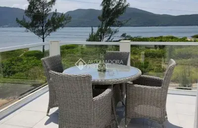 Casa com 1 quarto à venda na andaia, 100, enseada de brito, palhoça, 360 m2 por r$ 2.000.000