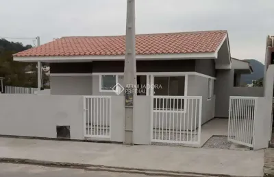 Casa com 2 quartos à venda na rua amântino francisco da silva, 632, bela vista, palhoça, 52 m2 por r$ 400.000