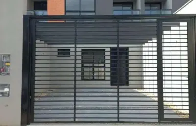 Sobrado geminado no anita garibaldi com 3 quartos para venda, 135 m²