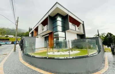 Sobrado geminado no saguaçú com 3 quartos para venda, 192 m²