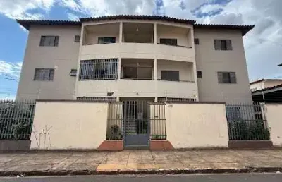 Apartamento com 3 dormitórios à venda, 76 m² por r$ 230.000,00 - estados unidos - uberaba/mg
