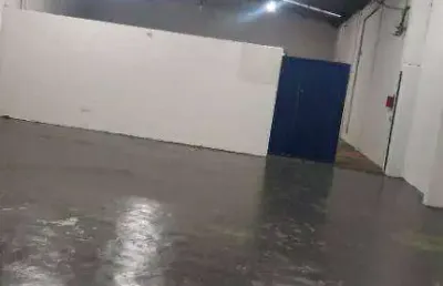 Galpão para alugar, 420 m² por r$ 6.500,00/mês - parque das américas - uberaba/mg