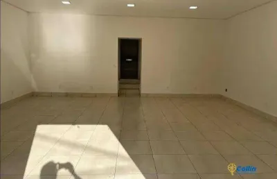 Sobrado para alugar, 135 m² por r$ 2.500,00/mês - centro - uberaba/mg