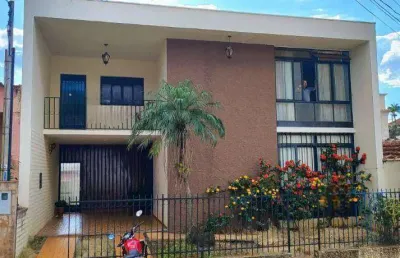 Casa para alugar, 324 m² por r$ 4.000,00/mês - jardim alexandre campos - uberaba/mg