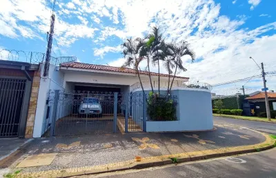 Casa disponível para locação no jardim américa próximo a av. getúlio vargas em bauru-sp