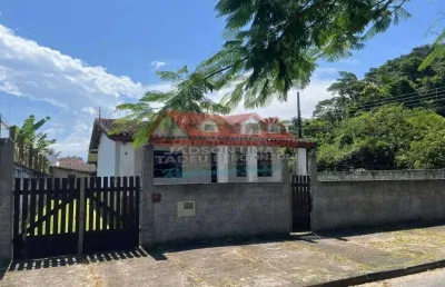 Casa térrea-porto novo- caraguatatuba/sp- terreno com 600 m²!! - pertinho da praia.