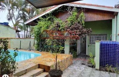 Casa com 4 quartos à venda na praia das palmeiras, caraguatatuba , 228 m2 por r$ 650.000