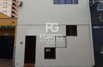 Casa sobrado para locação, comercial ou residencial, 03 quartos sendo 01 suíte, 133 m², centro