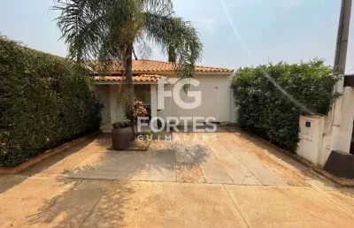 Casa em condomínio fechado com 2 dormitórios e 80 m² no bairro jardim dos hibiscos!