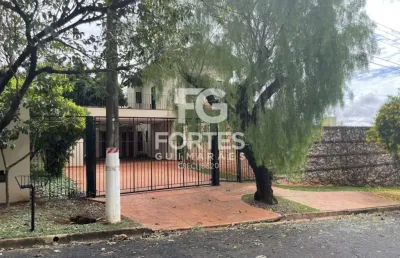 Casa em condomínio, 4 quartos/suítes, 367,62 m² de construção no royal park