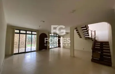 Casa sobrado para locação, 04 quartos sendo 04 suítes, 470 m², alto da boa vista