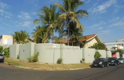 Casa comercial de 4 suítes com 709,99m² para locação no alto da boa vista