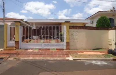 Casa no bairro ribeirania de 3 quartos com 237 m² de área construída.