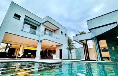 Casa na praia para venda em guarujá, jardim acapulco, 5 dormitórios, 5 suítes, 7 banheiros, 4 vagas