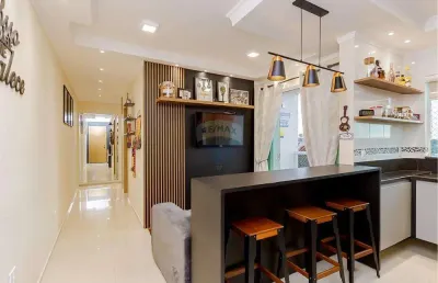 Apartamento 3 dormitórios, 1 closet, 1 banheiro, vaga coberta, centro piraquara