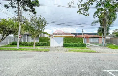 Casa térrea no hugo lange com 286,90m2 podendo ser residencial ou comercial