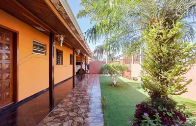 Casa com 2 quartos à venda na Rua Nigéria, 209, Pineville, Pinhais