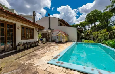Casa com piscina, 3 quartos, 4 vagas, seminário - curitiba