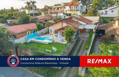 Vende-se casa  térrea, com 3 suítes, piscina, sauna e  escritório no condomínio marambaia - vinhedo.