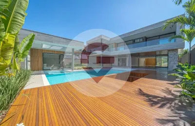 Casa em condomínio fechado com 5 quartos à venda na rua mesquitinha, 110, barra da tijuca, rio de janeiro por r$ 21.500.000