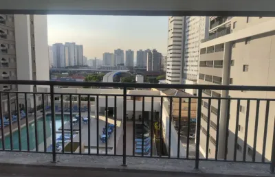 Apartamento com varanda gourmet , integrada com a sacada e churrasqueira de carvão natural