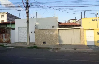 Casa residencial a venda no bairro centro em teresina/pi
