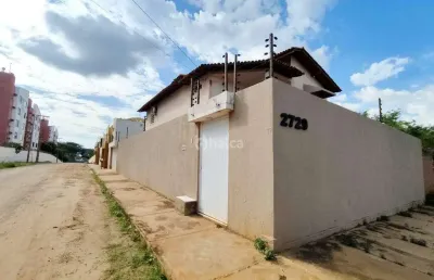 Casa residencial à venda, no bairro piçarreira, teresina/pi
