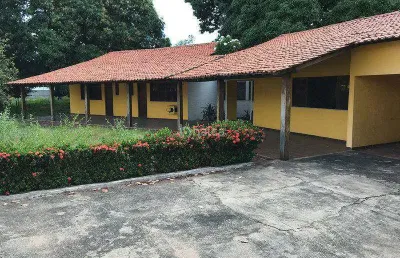 Casa comercial à venda na Avenida Barão de Castelo Branco, Cristo Rei, Teresina