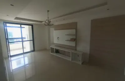Apartamento 2 dormitórios (1 suíte), semimobiliado , 1 vaga de garagem privativa, sacada com churrasqueira.