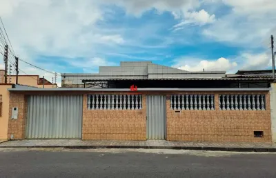 Casa para venda em manaus, dom pedro i, 3 dormitórios, 3 suítes, 4 banheiros, 2 vagas