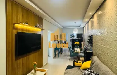 Casa recém reformada com muito porcelanato e belíssima decoração
