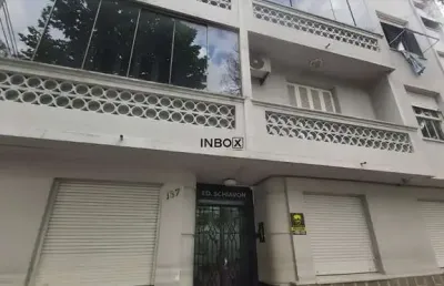 Inbox cia imobiliaria vende ótimo apartamento todo mobiliado, 3 dormitórios, 2 banheiros, de frente, sol da manhã e da tarde.
