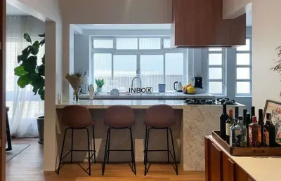 Apartamento totalmente reformado no bairro petrópolis